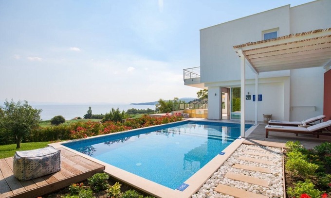 Paliouri Villa | Villa Iliachtis by Fantasia Villas