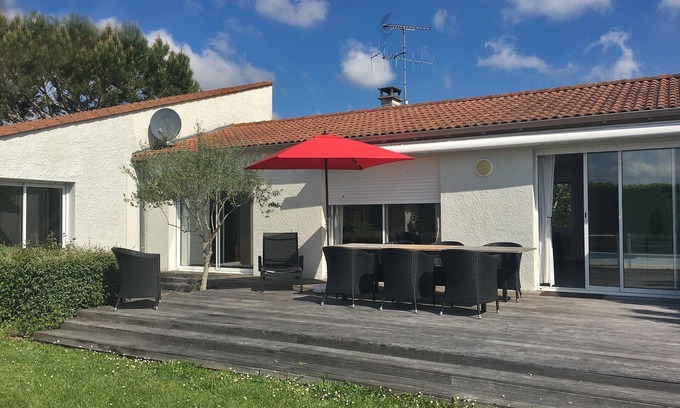 Brives-sur-Charente Villa | Villa in Brives-sur-Charente with Pool & River
