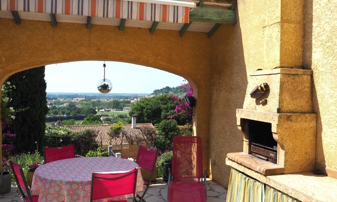 Bellegarde Apartment | Villa in Bellegarde near Pont du Gard