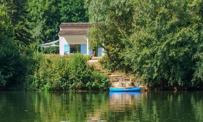 Bruniquel Villa | Villa in Bruniquel by Aveyron River