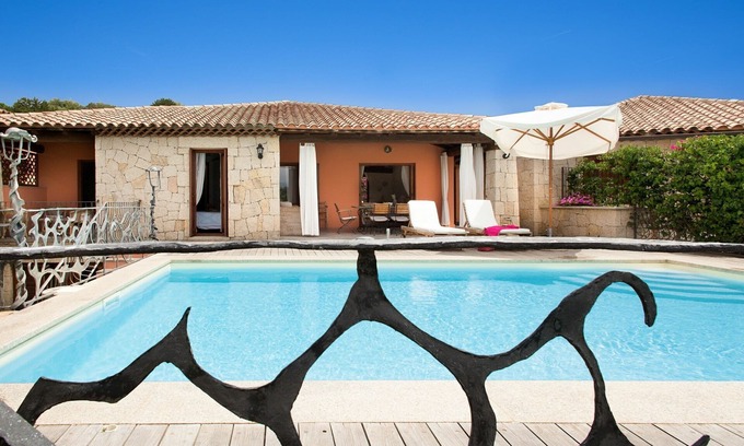 Capo Coda Cavallo Villa | Villa in Capo Coda Cavallo with 5 bedrooms sleeps 10