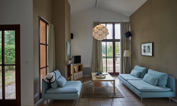 Salles Villa | Villa in France with Private Garden