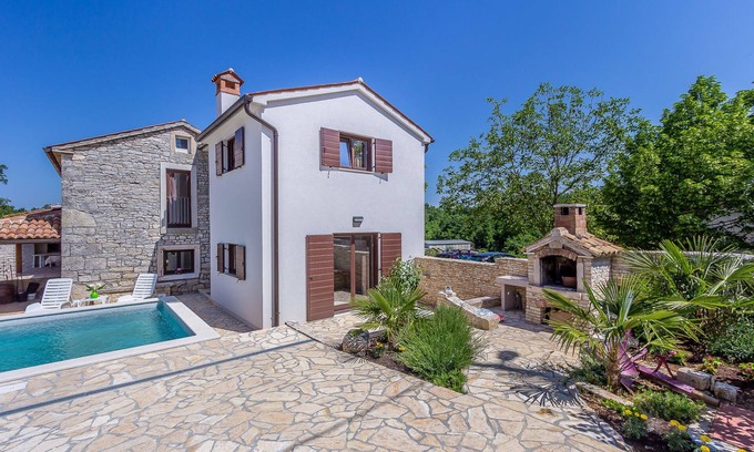 Peresiji Villa | Villa in Istria with Pool near Croatian Sea
