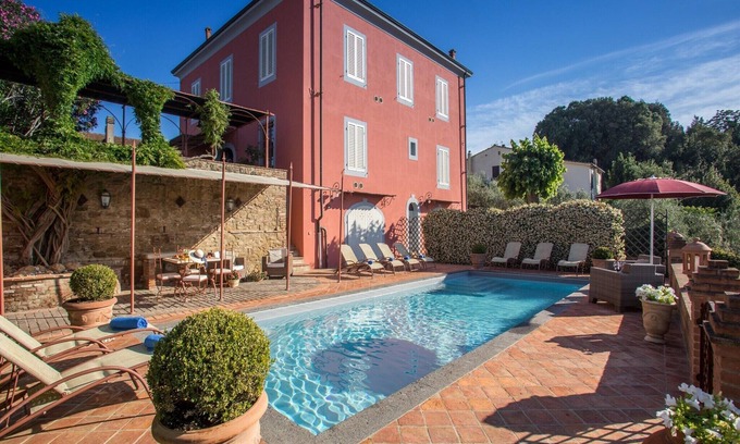 Fabbrica Villa | Villa in Fabbrica with Pool & Vineyard Views