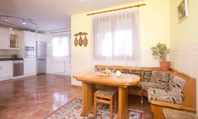 Lesaka Ski Chalet | Villa in Lesaka, near San Sebastián
