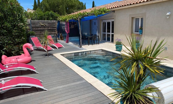 Tavel Villa | Villa in Lirac with Heated Pool near Avignon