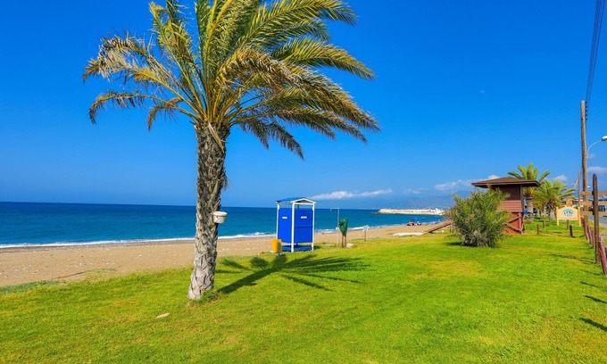 Goudi Villa | Villa In Paradise: Large Private pool, WiFi, A/C, sleeps 7