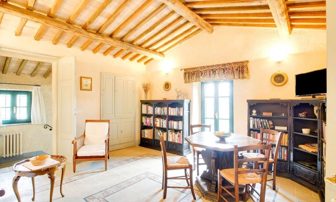 Castiglione in Teverina House | Villa in Rome with Pool & Stunning Views