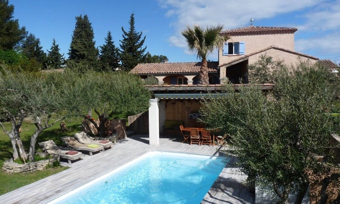 Roquemaure Villa | Villa in Roquemaure with Private Pool