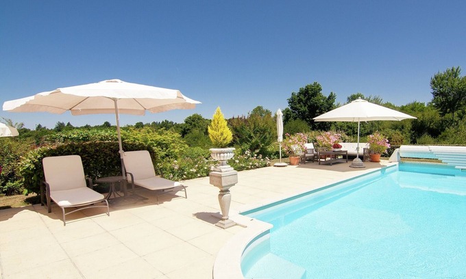 Rouzede Villa | Villa in Rouzède with Private Heated Pool