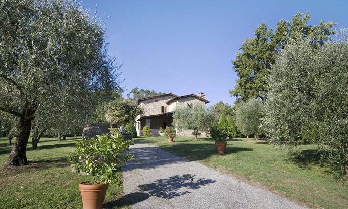 SantʼAndrea di Compito Villa | Villa in San Leonardo with 4 bedrooms sleeps 7