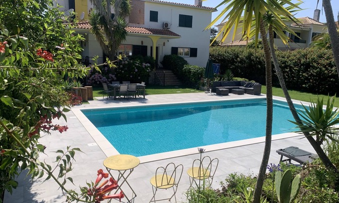 Verdizela Villa | Villa in the green, near the sea, Lisbon, Golf Aroeira and large regional park