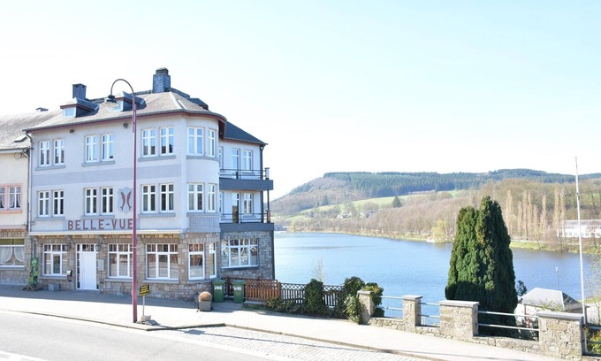 Vielsalm House | Villa in Vielsalm with Lake Views and Pool