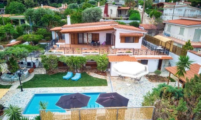 Oropos Villa | Villa in Vlastos, Kalamos with swimming pool, just 500 meters from the sea.
