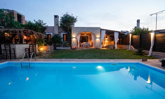 Kontos Villa | Villa Irene: Θέα πισίνα, Θέα θάλασσα
