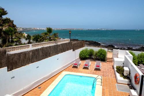 Corralejo Villa | Villa Isabella by Villa Plus