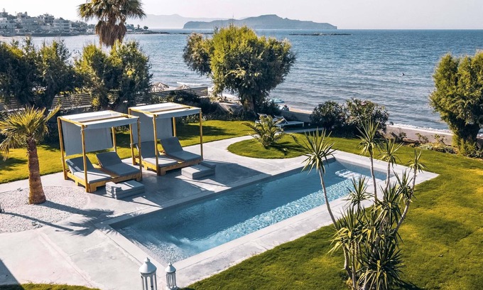 Agii Apostoli Villa | Villa Isalos I Sea fragrance & free heated pool