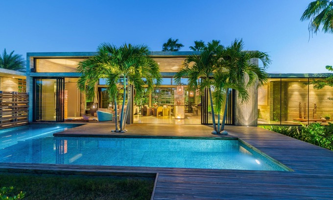 The Bight Villa | Villa Islander in Grace Bay - owner's listing