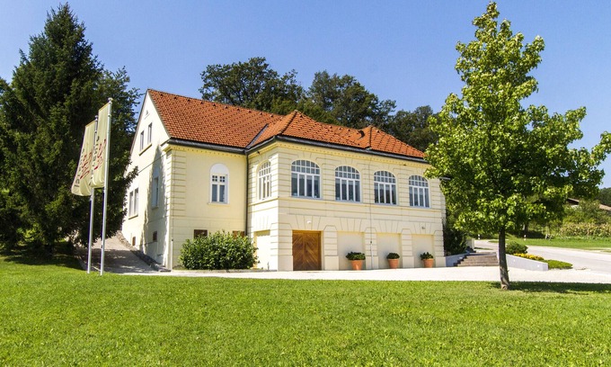 Bizeljsko House | Villa Istenič