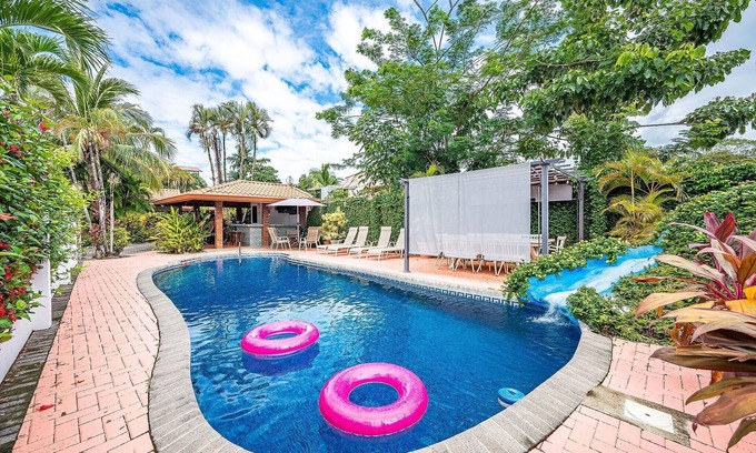 Jaco Villa | Villa Jaco Sol 4 bdr resort & pool near the beach