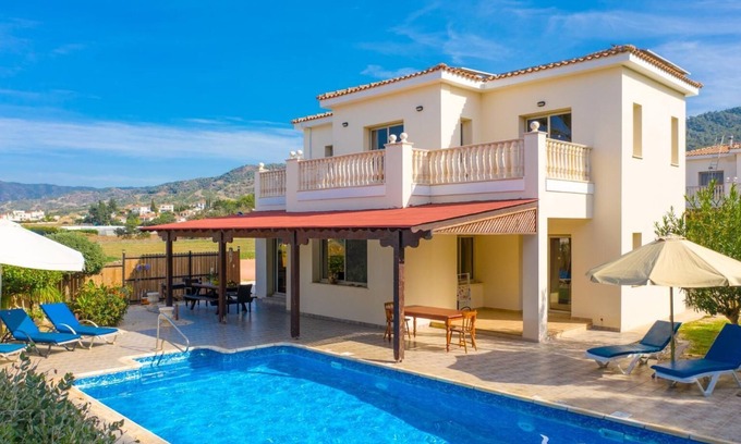 Argaka Villa | Villa Jan Lui - Four Bedroom Villa, Sleeps 8