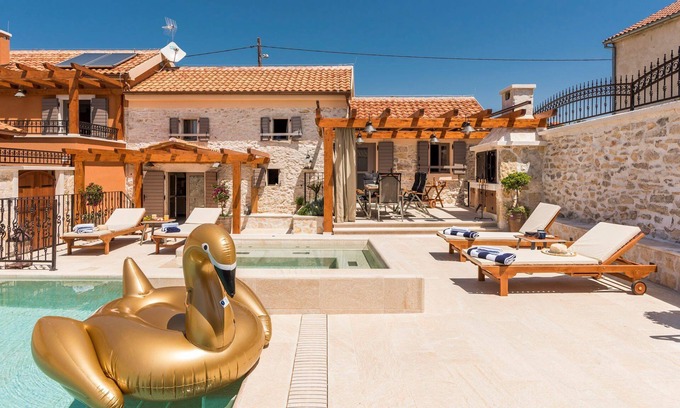 Bicine Villa | Villa Josephine - Two Bedroom Villa, Sleeps 4