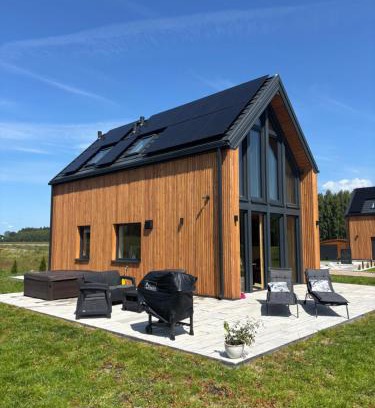 Miłomłyn Villa | Villa Jungle House - Mazury