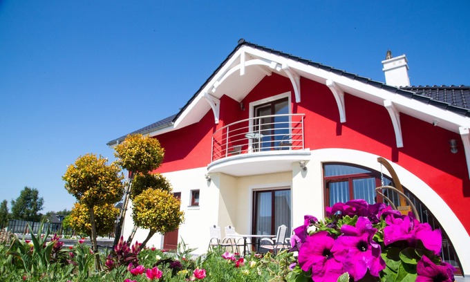gmina Wolin House | Villa Kamila, 3 apartments, 1 guest room, Baltic Sea, lake view, barbecue, garden, fishing