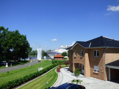 Oldenbuttel Apartment | Villa Kanalblick, Schiffsdeck