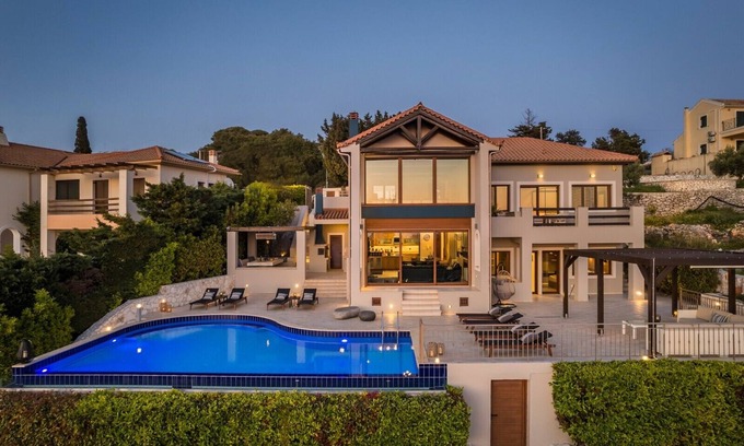 Antipata House | Villa Karmaniolos