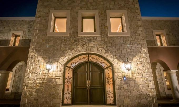 Ferma Villa | Villa Kastello Kalliste, Wine Dark Sea Villas