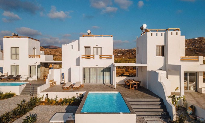 Maragas Villa | Villa Kaya, Plaka - Three Bedroom Villa, Sleeps 6