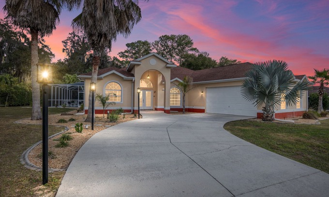 Inverness House | Villa Kemp 4-bedroom/3-bathroom