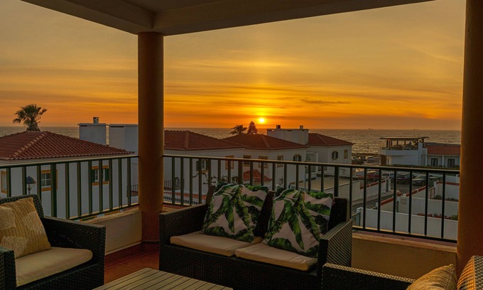 Porto Covo Villa | Villa 'Kethellen' with Sea View, Private Terrace and Wi-Fi
