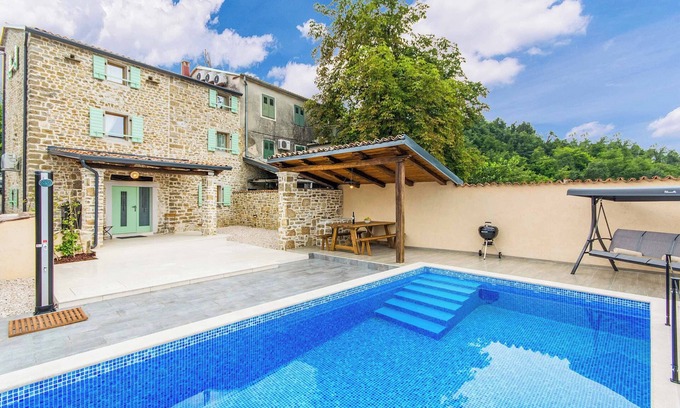 Sveti Bartol Villa | Villa Kiara - Three Bedroom Villa, Sleeps 6