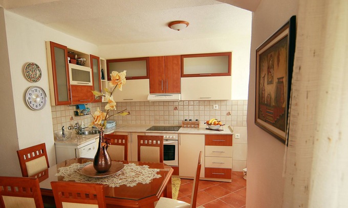 Demir Hisar Villa | Villa Kirjana is a relaxing gateway amidst lush greenery and Prespa Lake beaches
