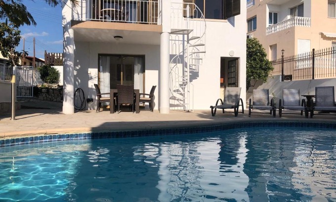 Peyia Town Villa | Villa Kokkinoyia,