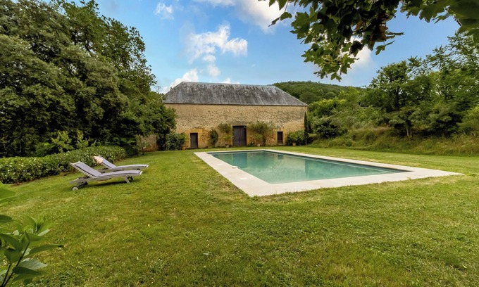 Domme Villa | Villa 'La Borie' with Private Pool, Private Terrace and Private Garden