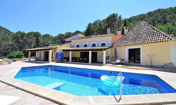 Port d'Andraitx Villa | Villa LA PERLA NEGRA- Finca with private pool in Andratx. Families BBQ Table tennis - Free Wifi