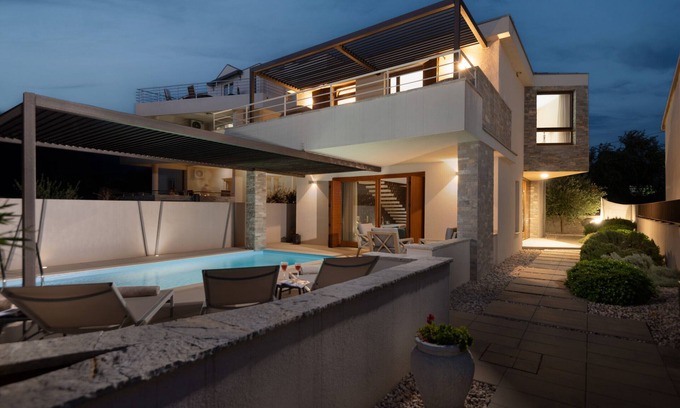 Nin Villa | Villa La Thalia