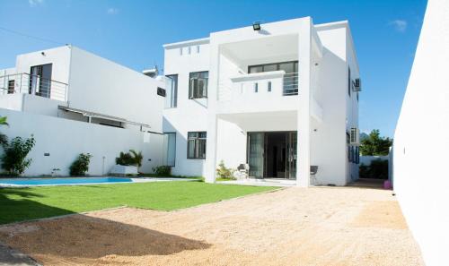 La Mivoie Villa | Villa La Tourelle