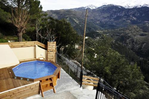 Lakkoi Villa | Villa Lakki Heated round pool Jacuzzi