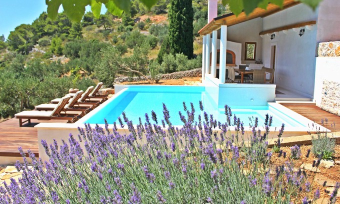 Sveta Nedjelja Apartment | Villa Lantana - comfortable 2 bedroom flat with stunning sea views