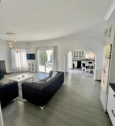 Karavas House | Villa Large Garden&Outdoor Space