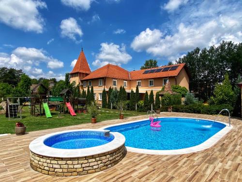 Palic House | Villa Larus