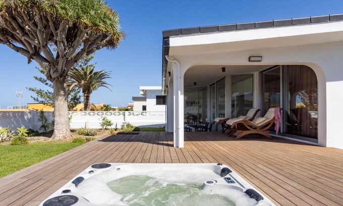 Punta del Hidalgo Villa | Villa Las Aguilas by Interhome