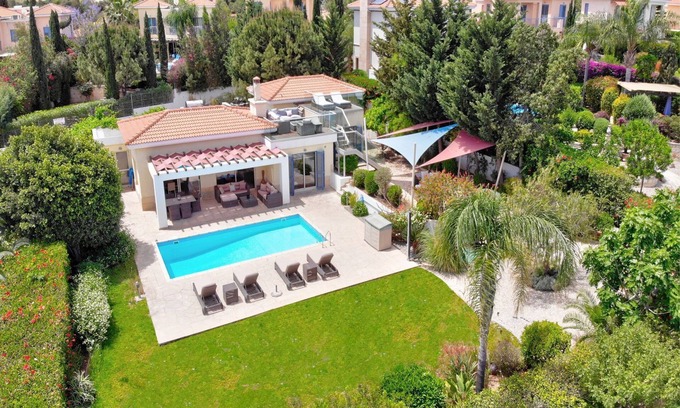 Latchi Cottage | Villa Latchi Marina 12 - a villa that sleeps 6 guests in 3 bedrooms