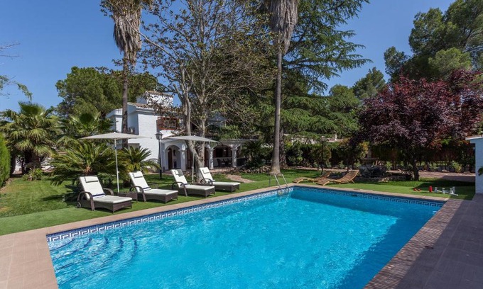 Serra Villa | VILLA LATEL