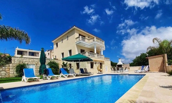 Kathikas Villa | Villa Lazmari - Mountain Views, Private Pool & Garden