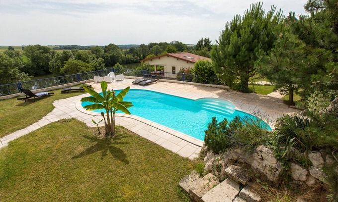 Ray-sur-Saone Villa | Villa - Le Jardin de Recologne